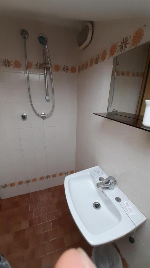 Hotel Elisabetta 2 Stelle Каттолика Номер фото