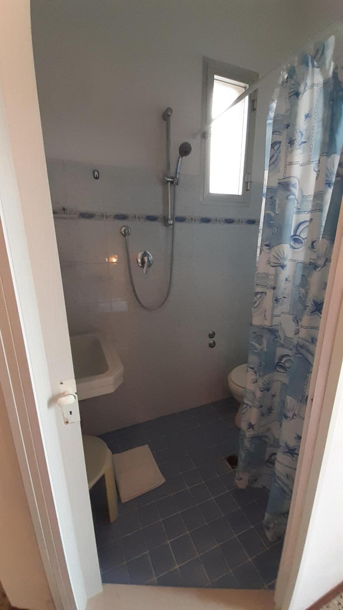 Hotel Elisabetta 2 Stelle Каттолика Экстерьер фото