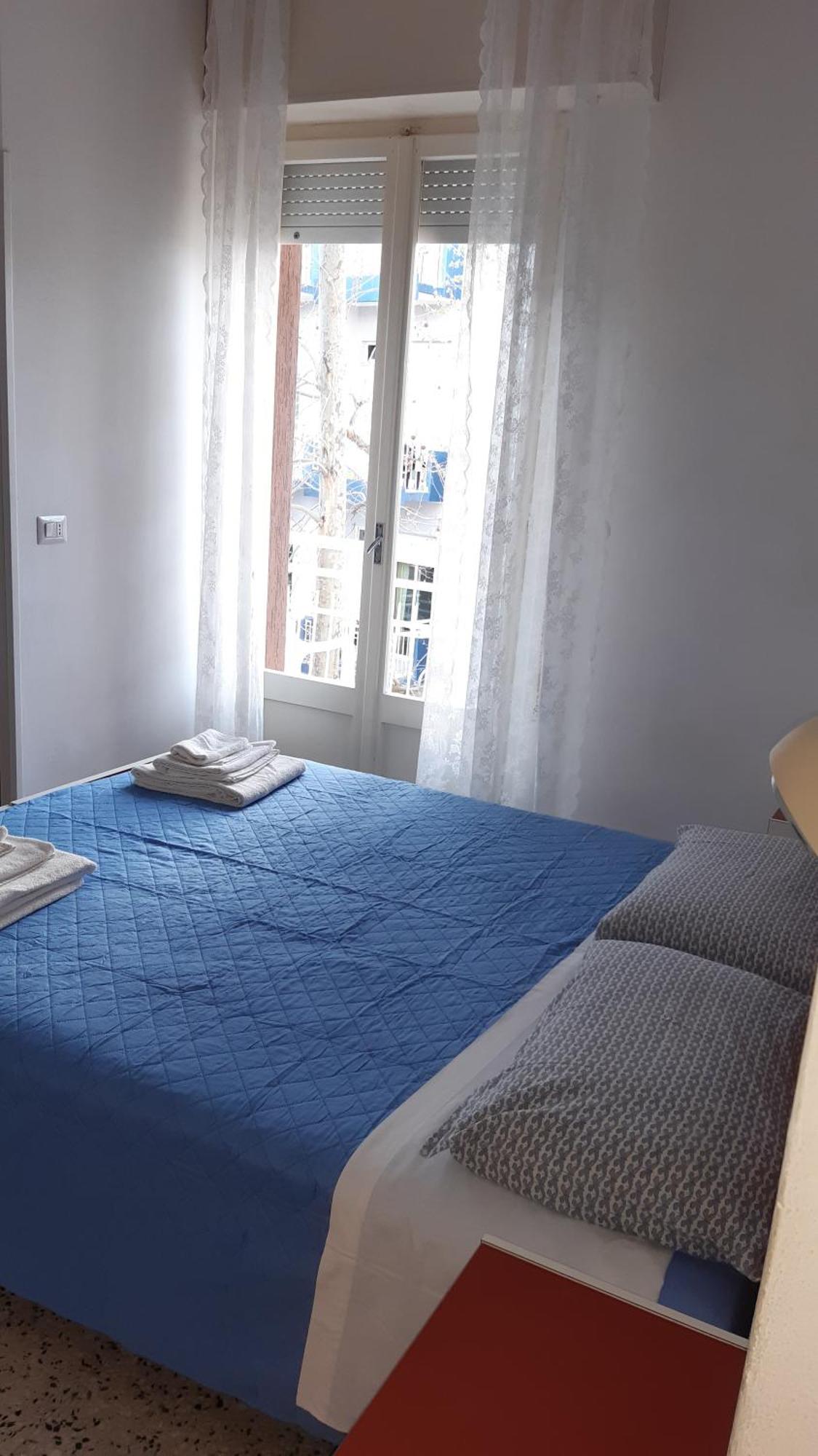 Hotel Elisabetta 2 Stelle Каттолика Экстерьер фото
